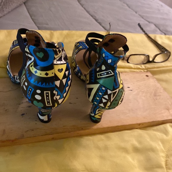 I call them cartoon shoes new not used cutsy - Picture 8 of 12